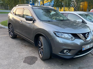 Nissan X-Trail foto 1