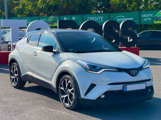 Toyota C-HR foto 1