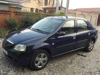 Dacia Logan foto 1