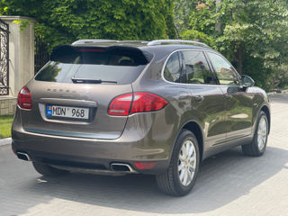 Porsche Cayenne foto 4