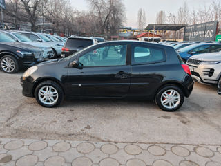 Renault Clio foto 5