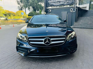 Mercedes E-Class foto 2