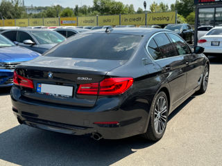 BMW 5 Series foto 6