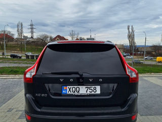 Volvo XC60 foto 6