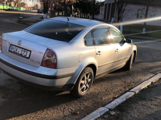 Volkswagen Passat foto 3