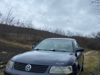 Volkswagen Passat foto 3