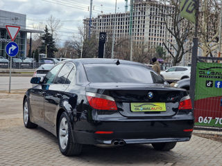 BMW 5 Series foto 4