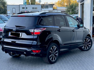 Ford Kuga foto 3