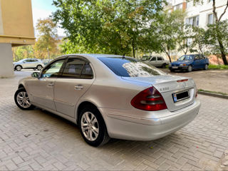 Mercedes E-Class foto 4