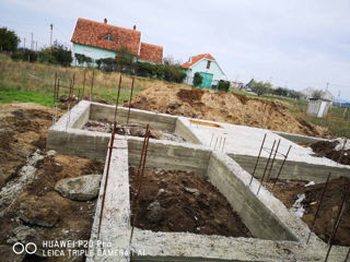 Spre vînzare teren de construcție cu fundație și proiect foto 9