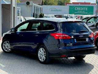 Ford Focus foto 4