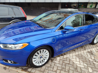 Ford Fusion foto 7