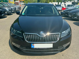 Skoda Superb foto 3