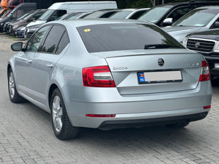 Skoda Octavia foto 5