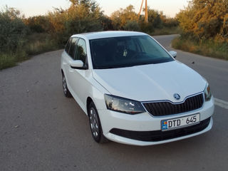 Skoda Fabia foto 2