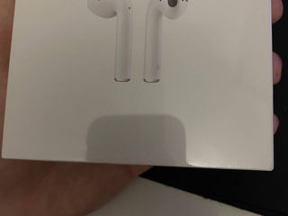 Apple AirPods (2nd Generation) foto 1