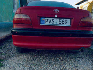 Toyota Avensis foto 6