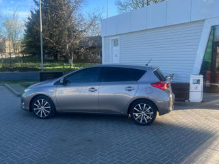 Toyota Auris foto 8