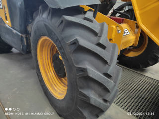 Телескопический погрузчик JCB 531-70, 2019 foto 16