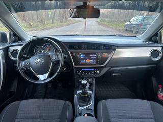 Toyota Auris foto 5