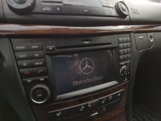 Mercedes E Class foto 13