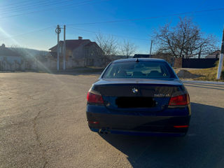 BMW 5 Series foto 4