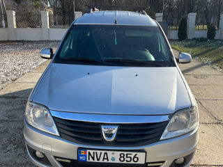 Dacia Logan foto 2