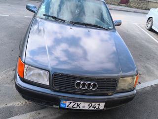 Audi 100