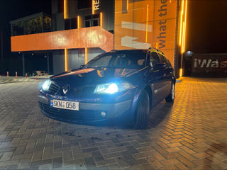 Renault Megane foto 8