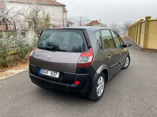 Renault Scenic foto 3