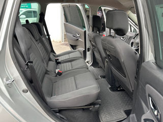 Renault Scenic foto 16