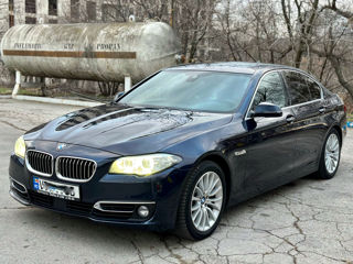 BMW 5 Series foto 3