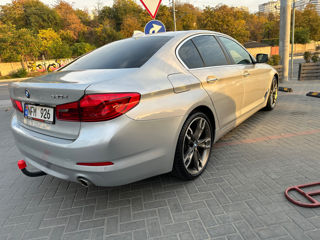 BMW 5 Series foto 2