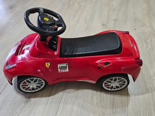 Mașinuța Tolocar Ferrari