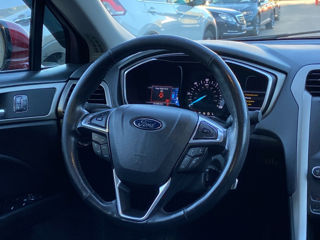 Ford Fusion foto 8