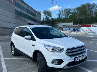 Ford Kuga фото 0