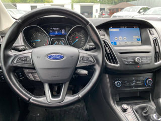 Ford Focus foto 10