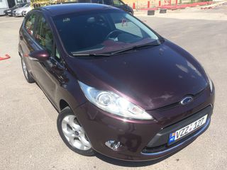 Ford Fiesta foto 6