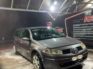 Renault Megane foto 2