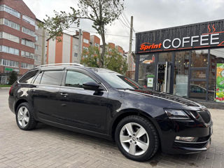 Skoda Octavia foto 2