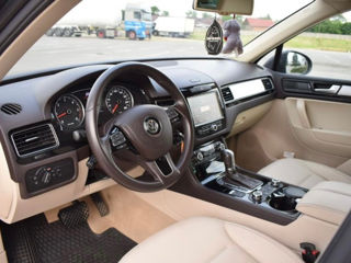 Volkswagen Touareg foto 7