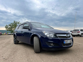 Opel Astra foto 2