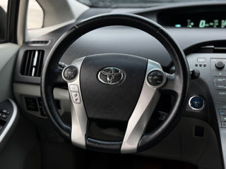 Toyota Prius foto 13