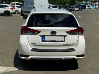 Toyota Auris foto 8