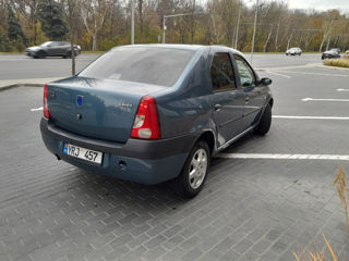 Dacia Logan foto 3