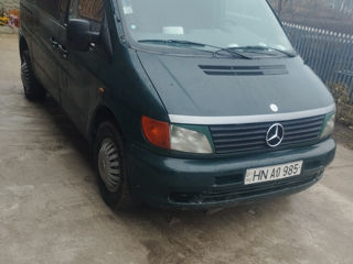 Mercedes Vito foto 2