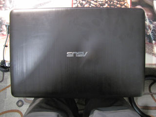 Asus VivoBook X540N foto 1