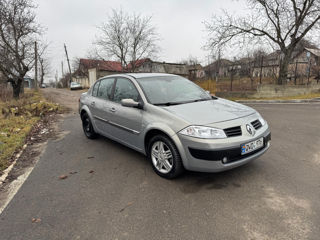 Renault Megane foto 3