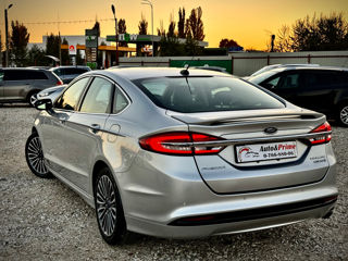 Ford Fusion foto 4