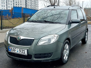 Skoda Roomster foto 2